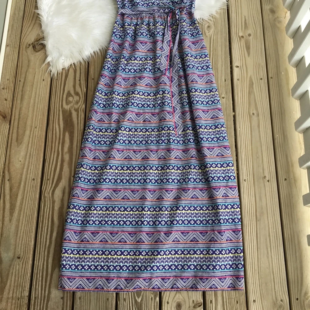 Vineyard Vines Blue and Pink Patterned Maxi Dress - Picture 5 of 11